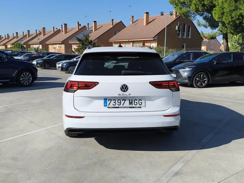 Volkswagen Golf 2.0 TDI DSG - foto 5