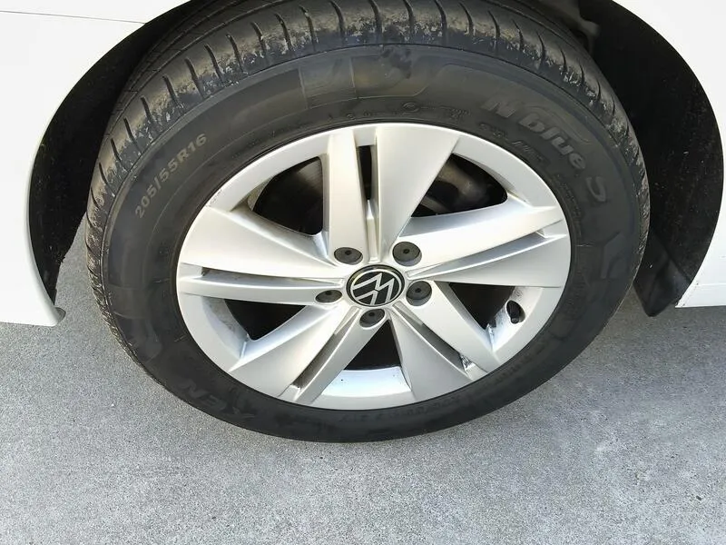Volkswagen Golf 2.0 TDI DSG - foto 39