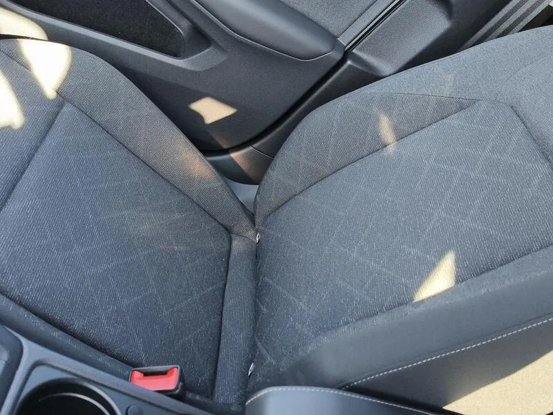 Volkswagen Golf 2.0 TDI DSG - foto 21