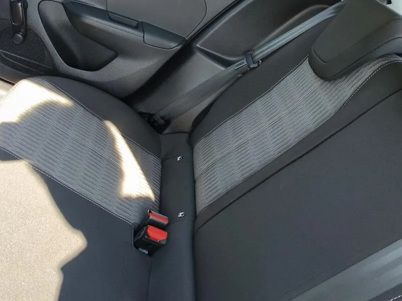 Opel Corsa 1.2T XHL Edition - foto 32