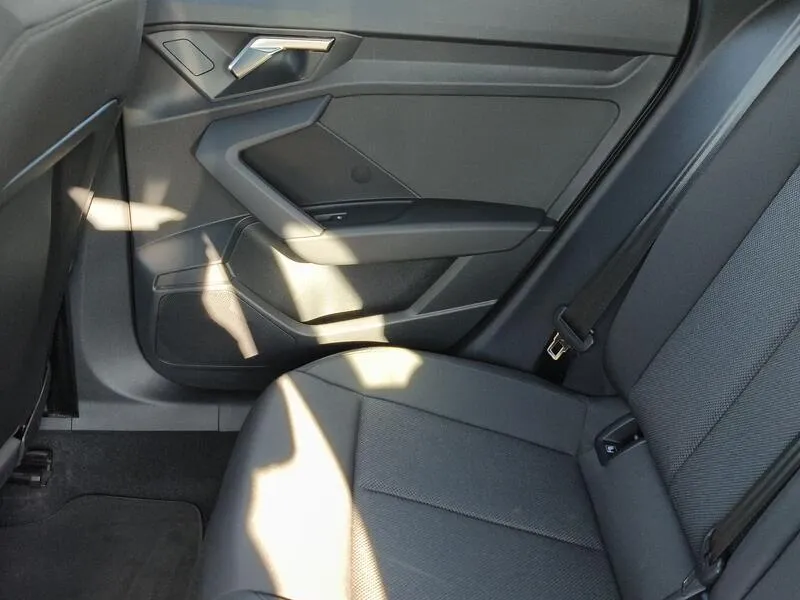 Audi A3 Sportback 30 TDI S tronic - foto 30