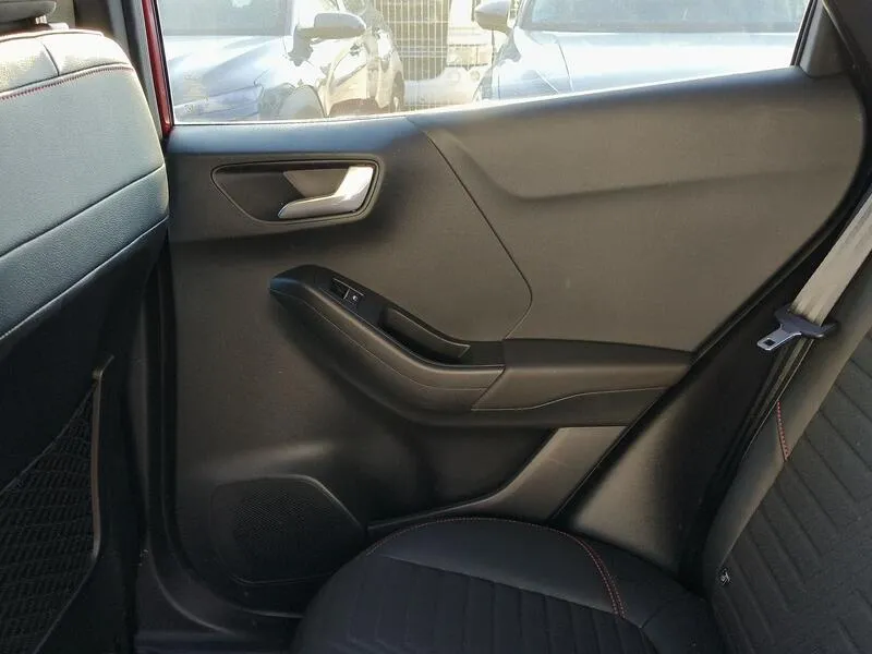 Ford Puma 1.0 EcoBoost ST-Line X - foto 32