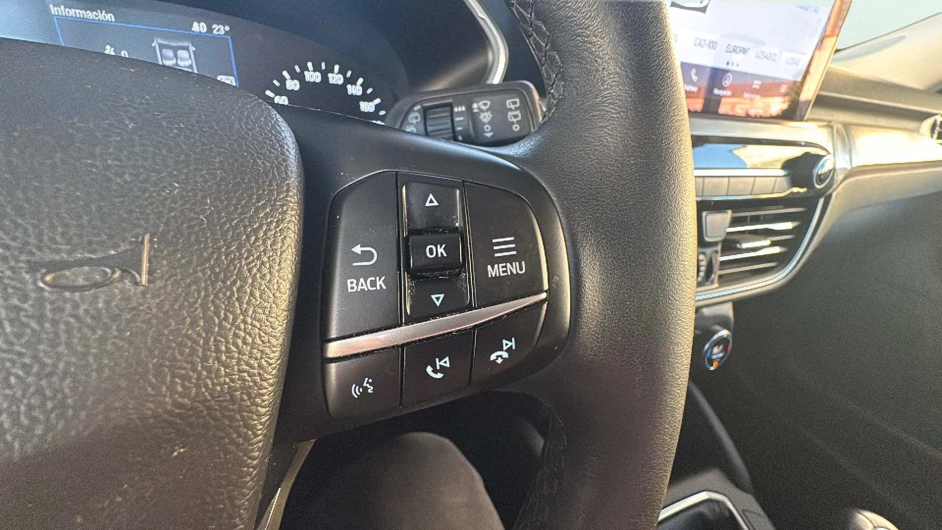 Ford Kuga Titanium 2.0 EcoBlue MHEV - foto 14