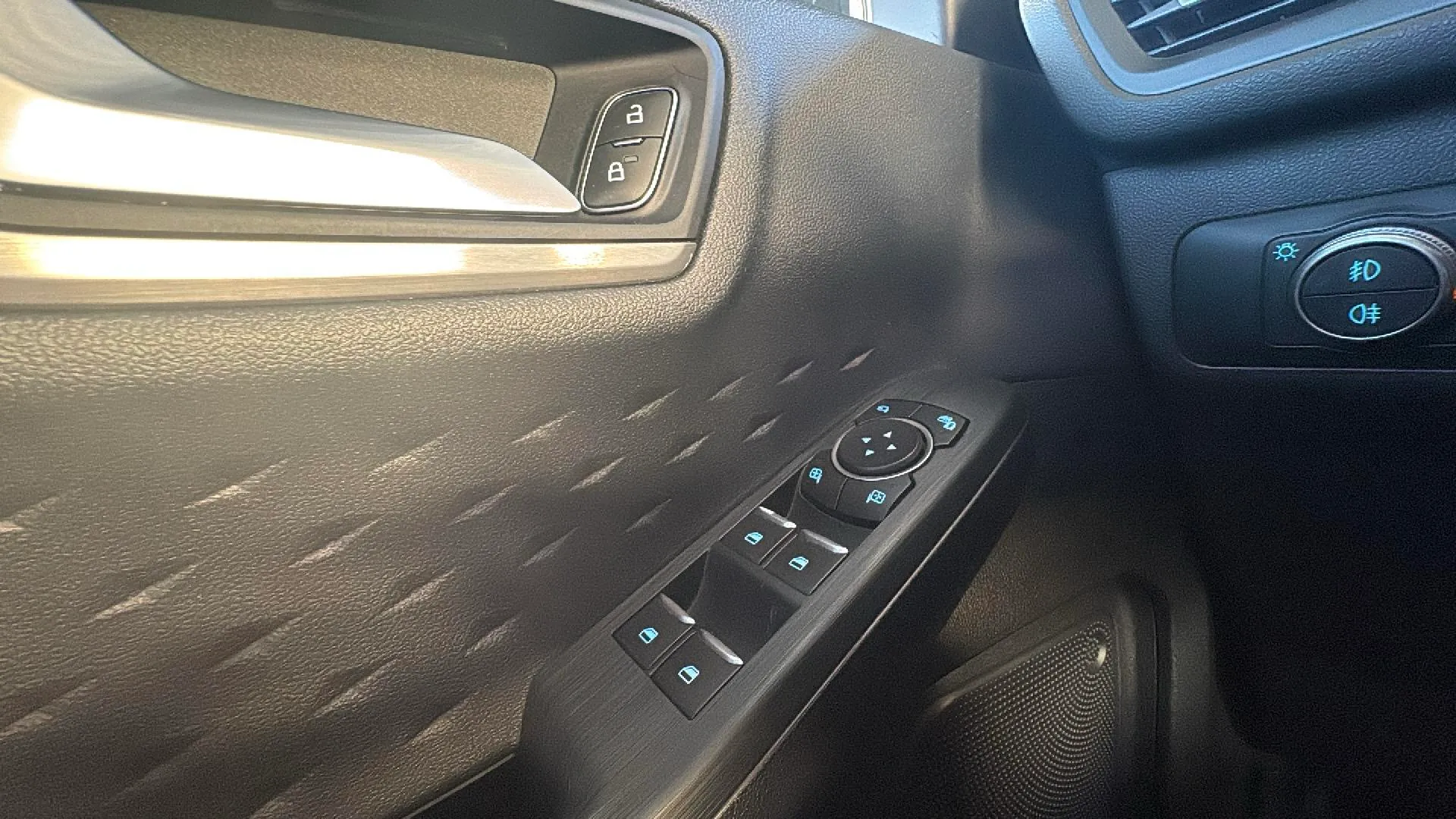 Ford Kuga Titanium 2.0 EcoBlue MHEV - foto 19