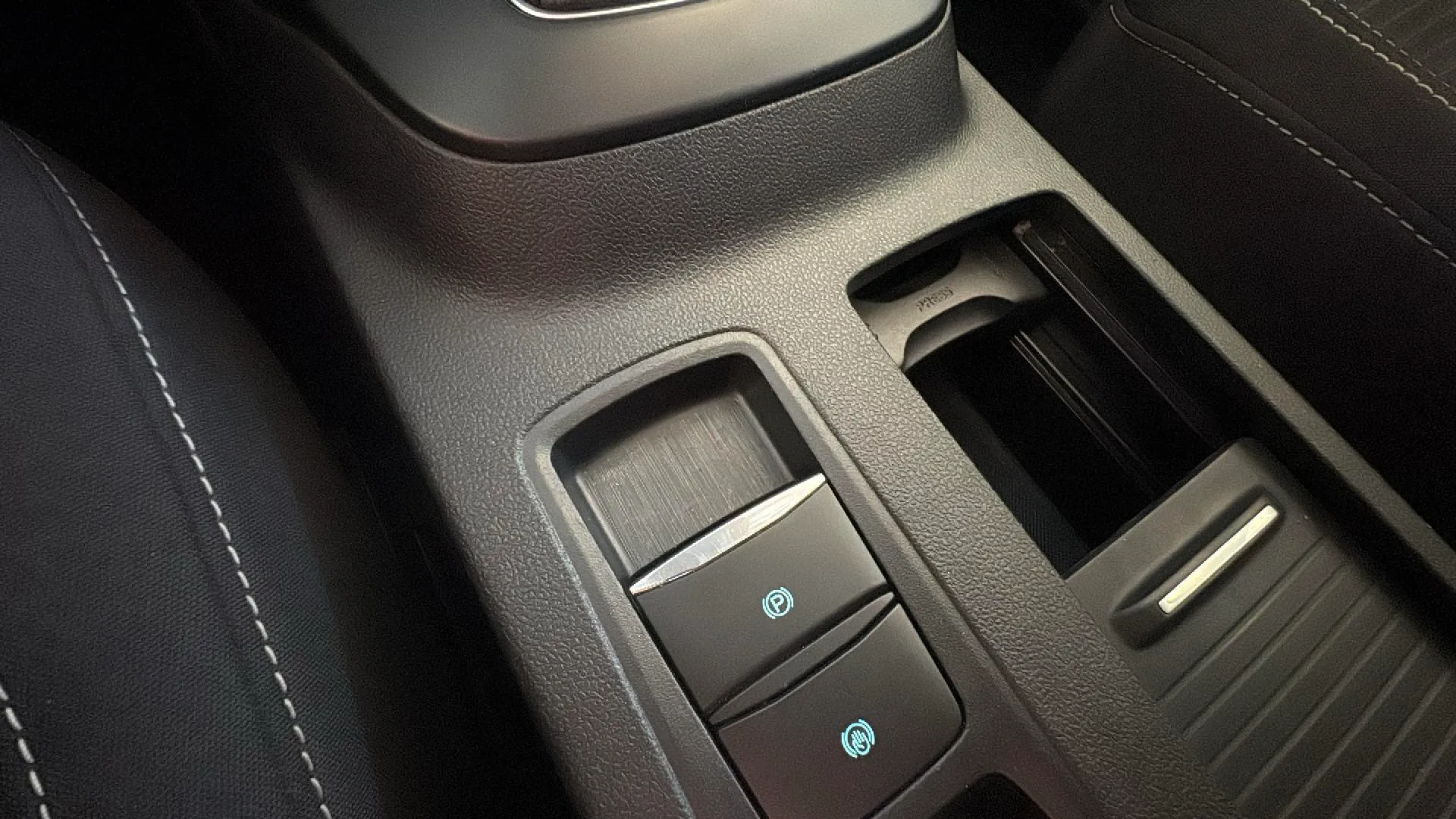 Ford Kuga Titanium 2.0 EcoBlue MHEV - foto 30