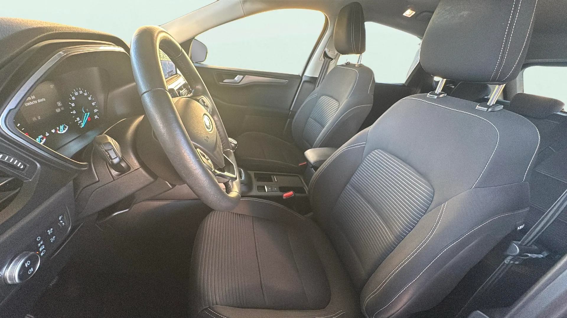 Ford Kuga Titanium 2.0 EcoBlue MHEV - foto 31