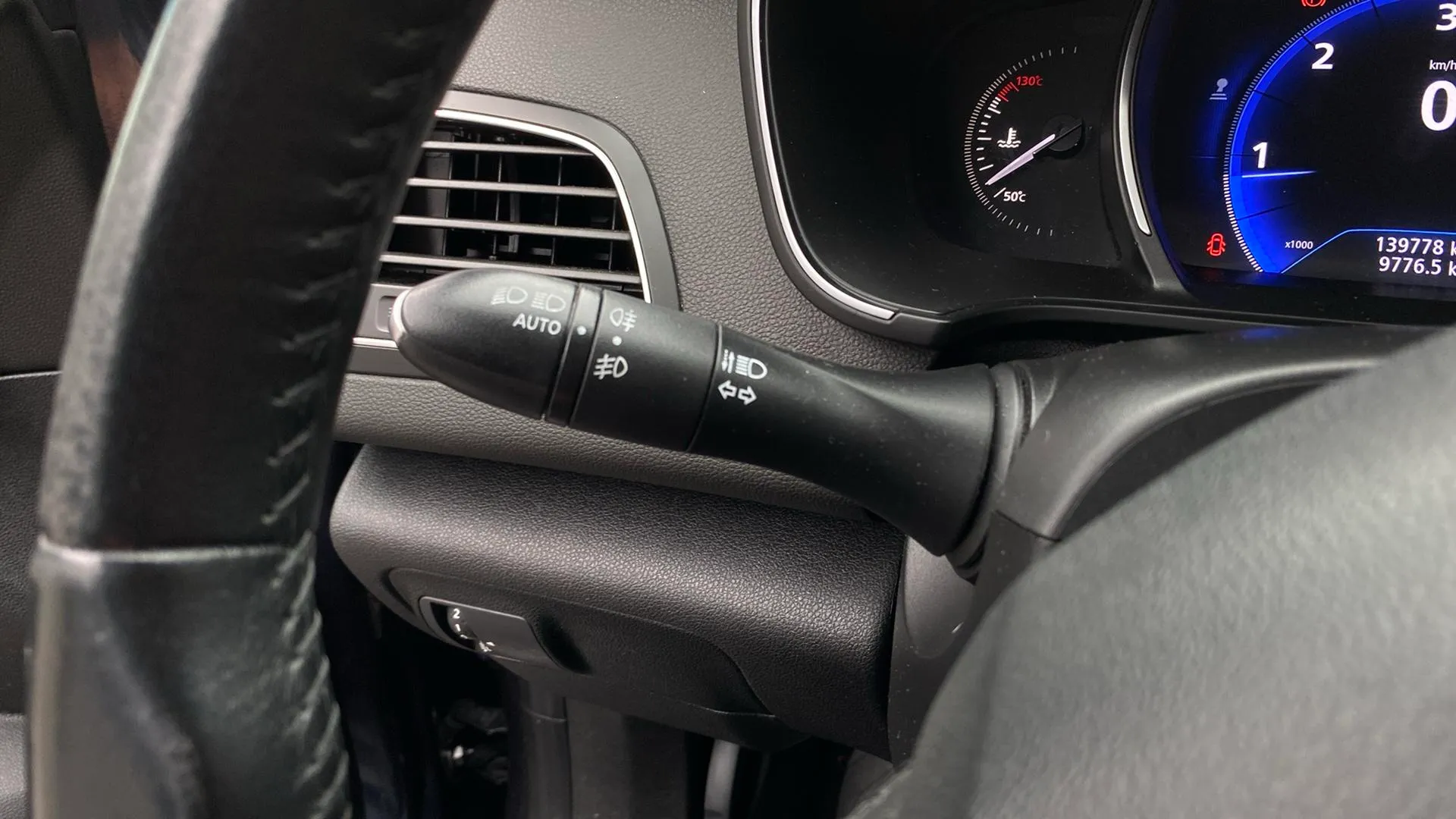 Renault Mégane Business Blue dCi 18 - foto 19