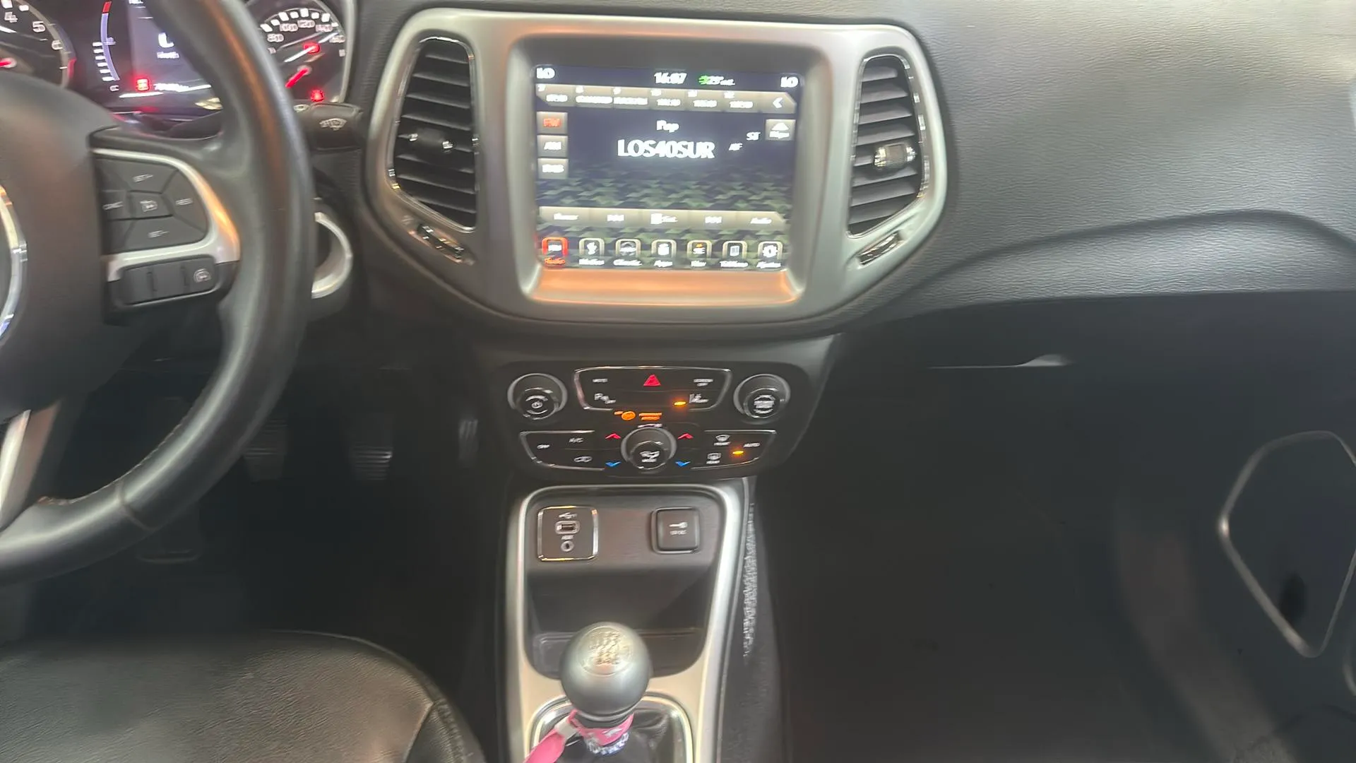 Jeep Compass 1.4 Mair Limited 4x2 - foto 6