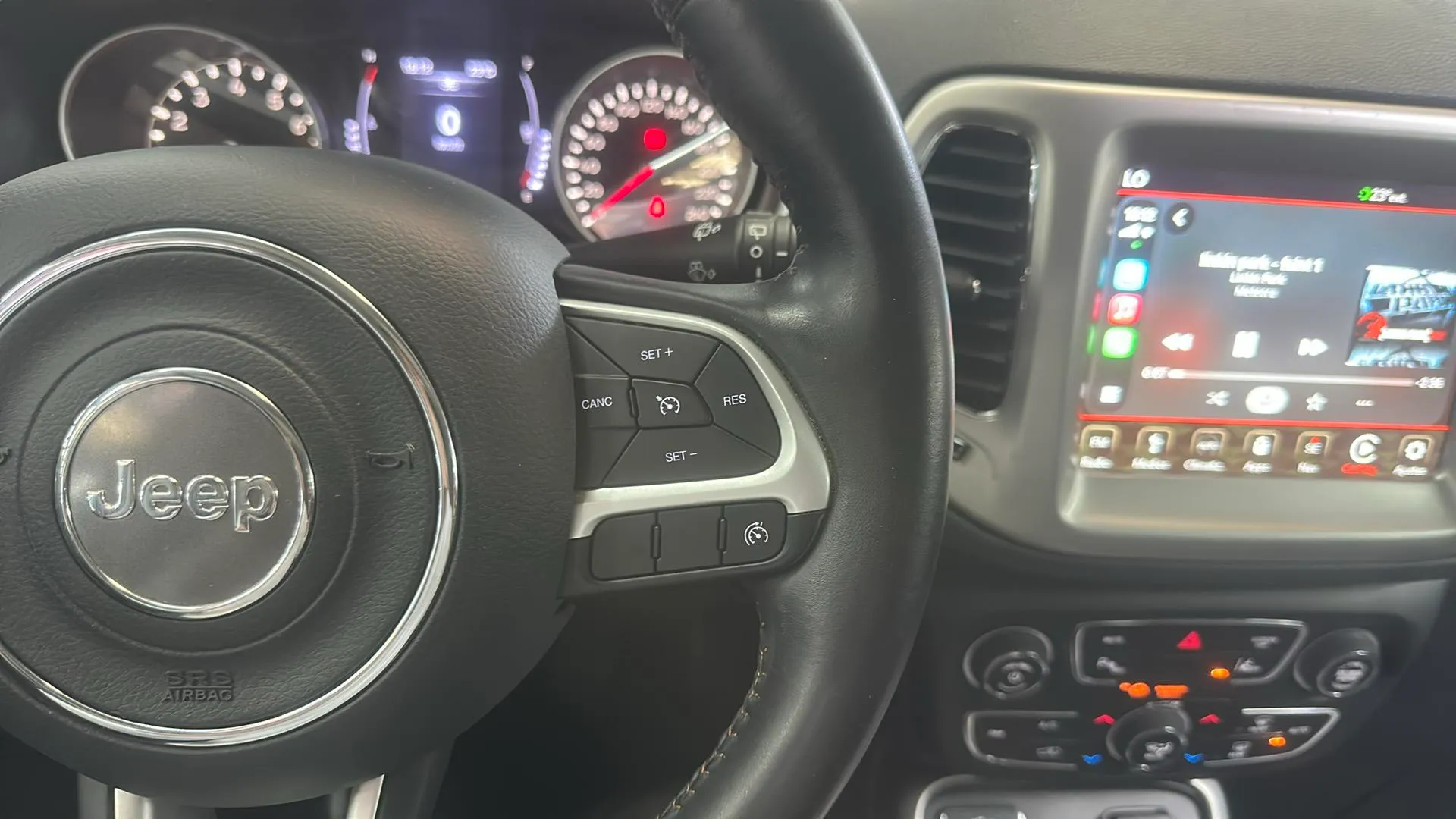 Jeep Compass 1.4 Mair Limited 4x2 - foto 16