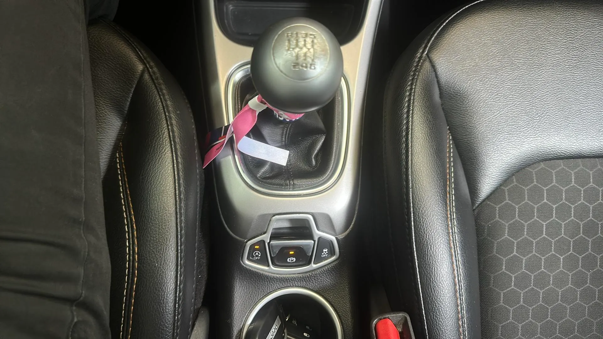 Jeep Compass 1.4 Mair Limited 4x2 - foto 22