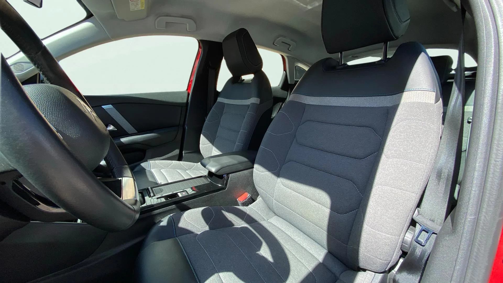 Citroën C4 BlueHDi 110 Live Pack - foto 21