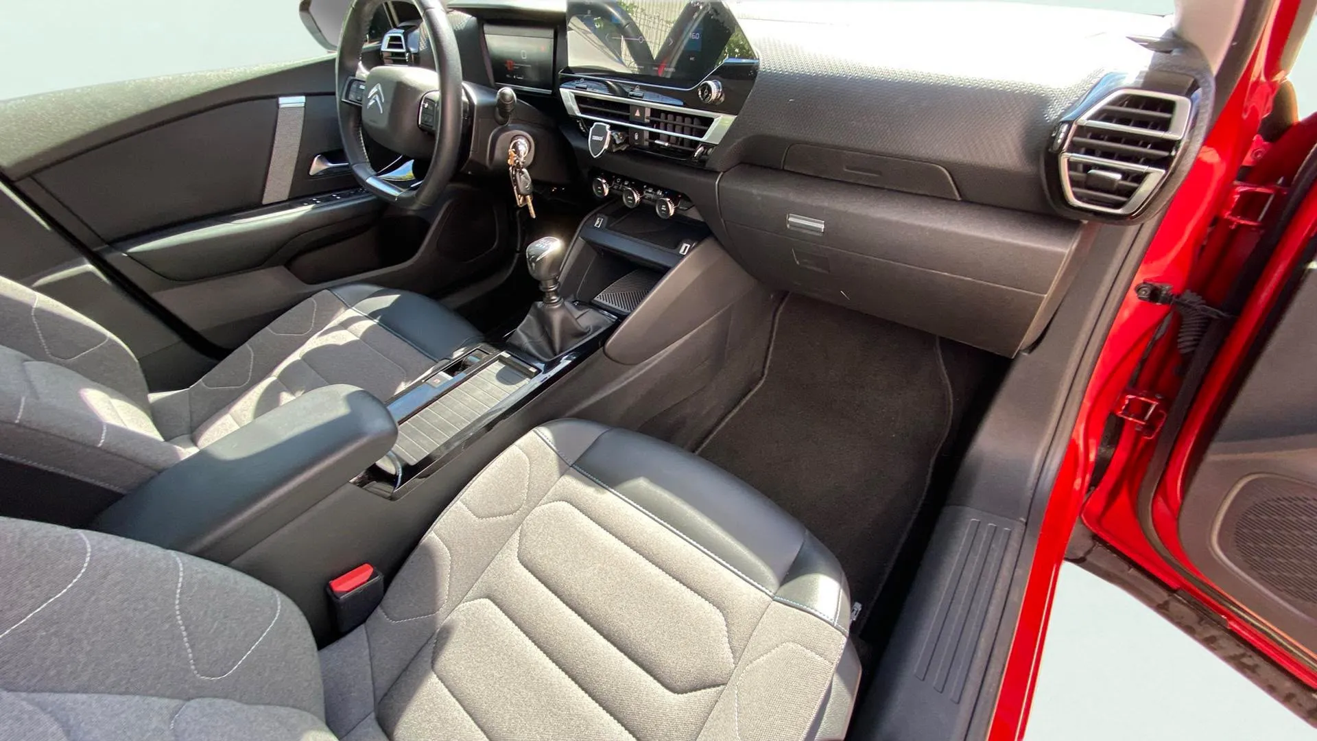 Citroën C4 BlueHDi 110 Live Pack - foto 17