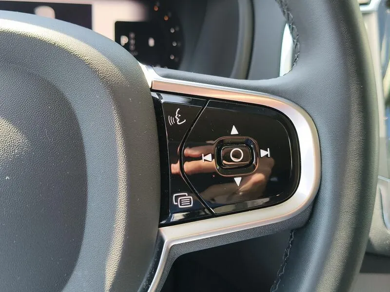 Volvo XC90 2.0 B5 D AWD Core - foto 23