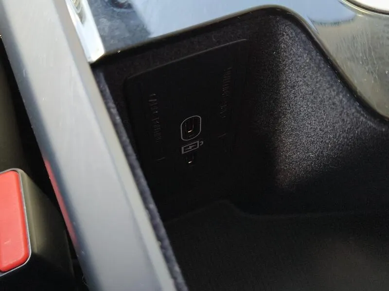 Volvo XC90 2.0 B5 D AWD Core - foto 15
