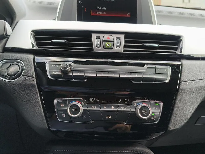 BMW X2 sDrive18d - foto 34
