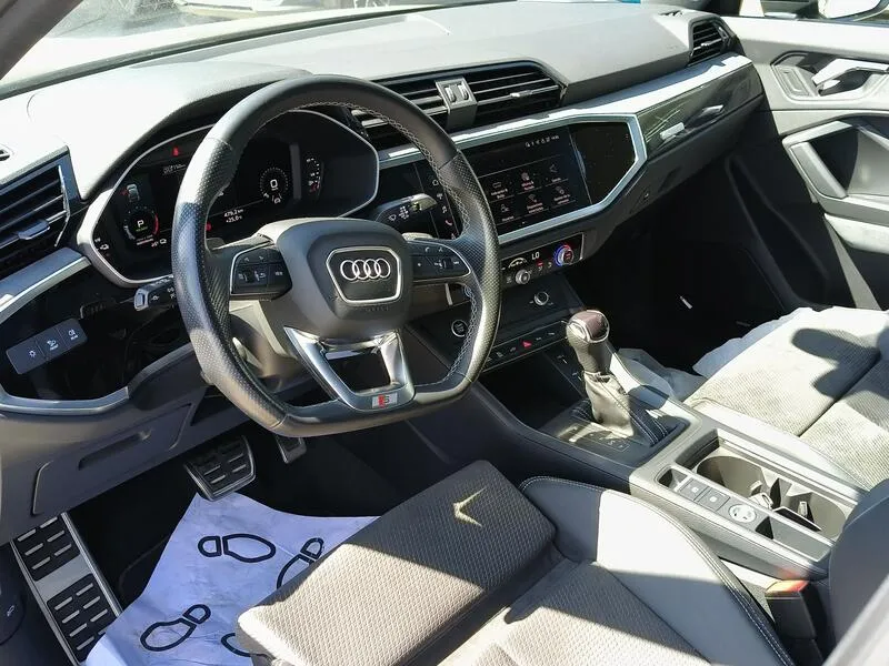 Audi Q3 Sportback 45 TFSI e S tronic Black Line - foto 10