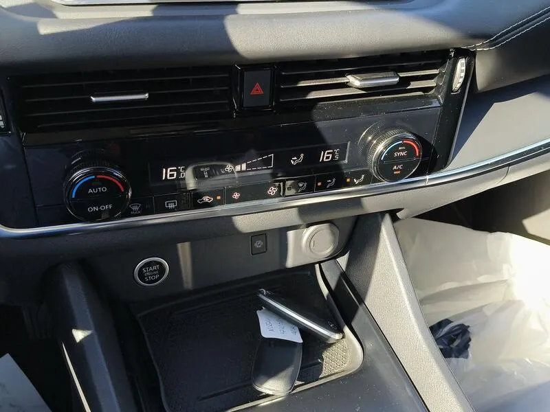 Nissan Qashqai DIG-T mHEV Xtronic Acenta - foto 12