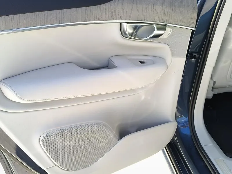 Volvo XC90 2.0 B5 D AWD Core - foto 36