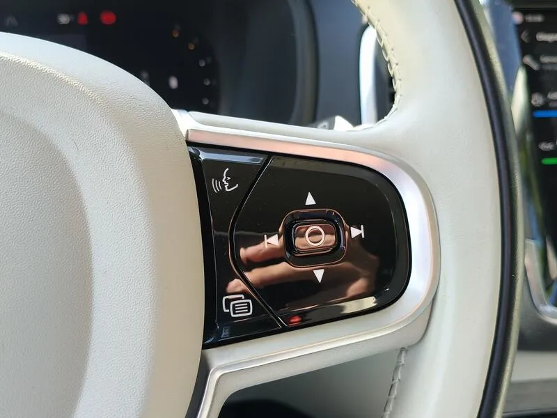Volvo XC90 2.0 B5 D AWD Core - foto 24