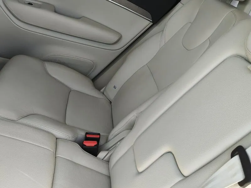 Volvo XC90 2.0 B5 D AWD Core - foto 34