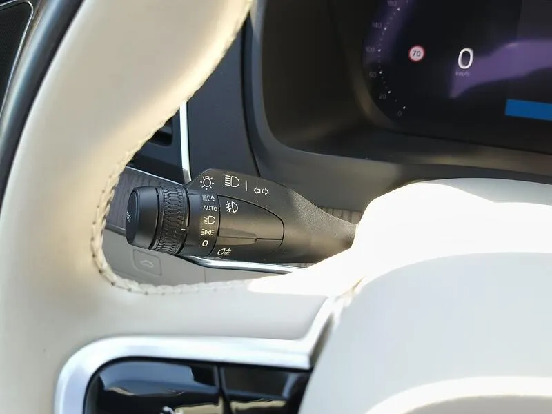 Volvo XC90 2.0 B5 D AWD Core - foto 27