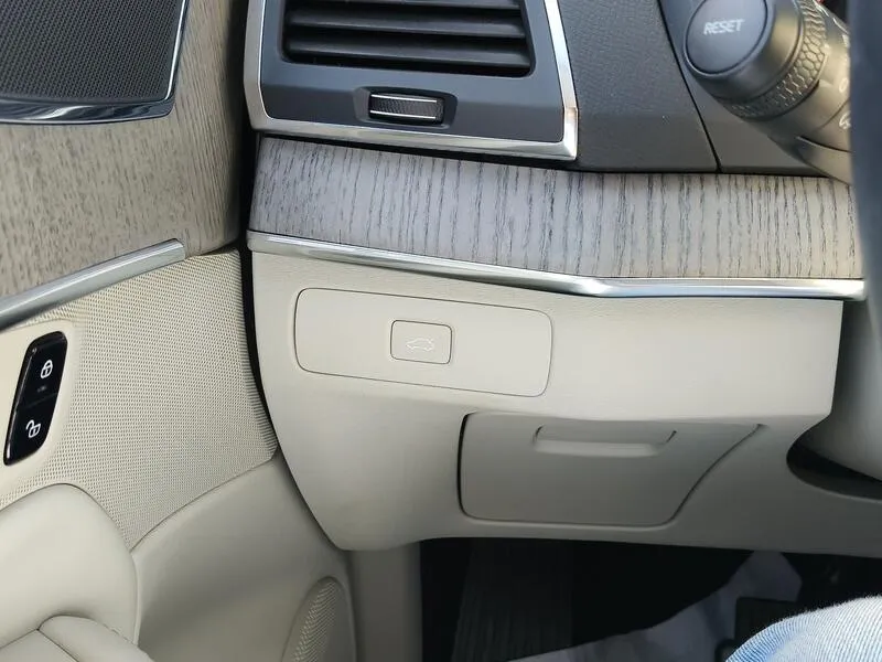 Volvo XC90 2.0 B5 D AWD Core - foto 28