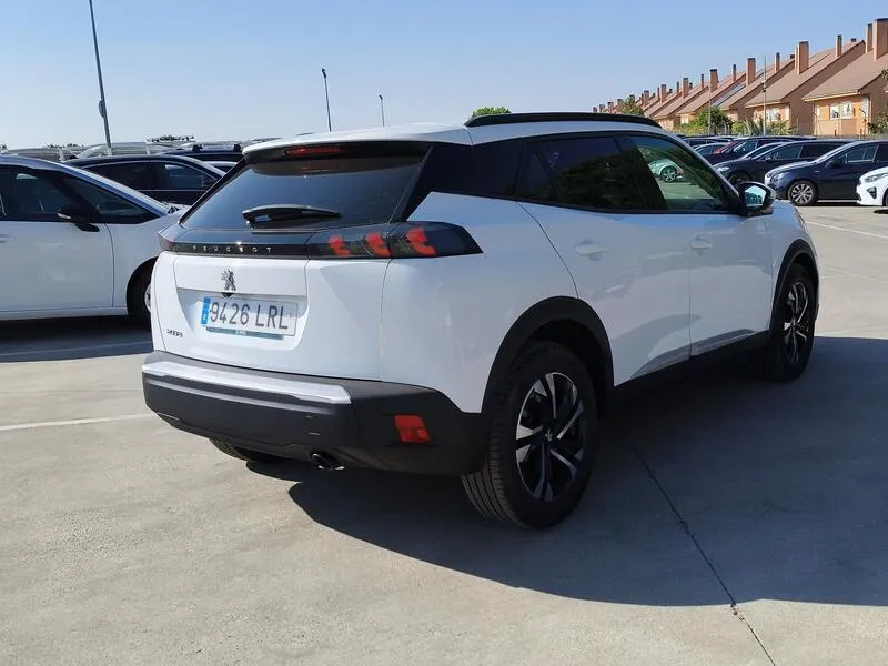 Peugeot 2008 Allure Pack BlueHDi - foto 6