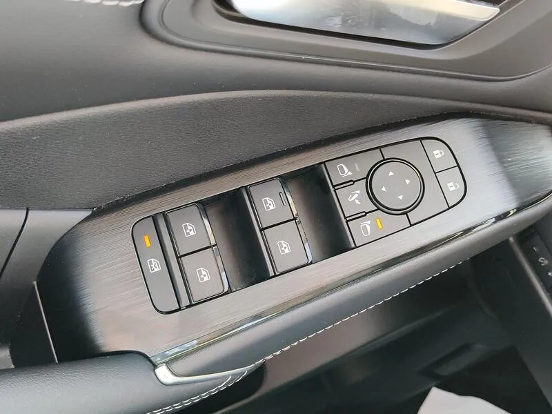 Nissan Qashqai DIG-T Xtronic N-Connecta - foto 29
