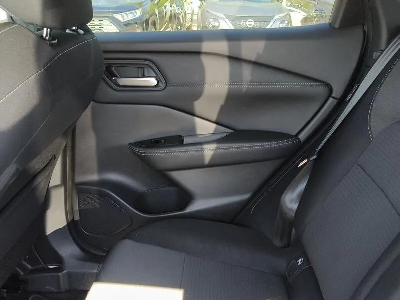Nissan Qashqai DIG-T Xtronic N-Connecta - foto 32