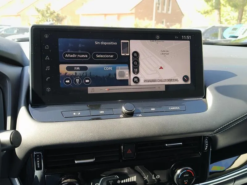 Nissan Qashqai DIG-T Xtronic N-Connecta - foto 11