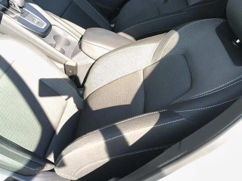 Nissan Qashqai DIG-T Xtronic N-Connecta - foto 31