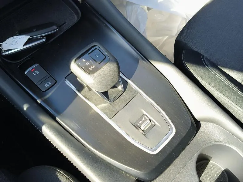 Nissan Qashqai DIG-T Xtronic N-Connecta - foto 13