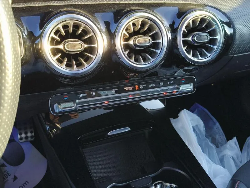 Mercedes-Benz Clase A 180d - foto 12
