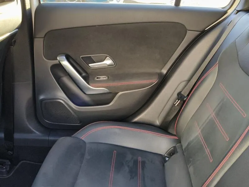 Mercedes-Benz Clase A 180d - foto 32