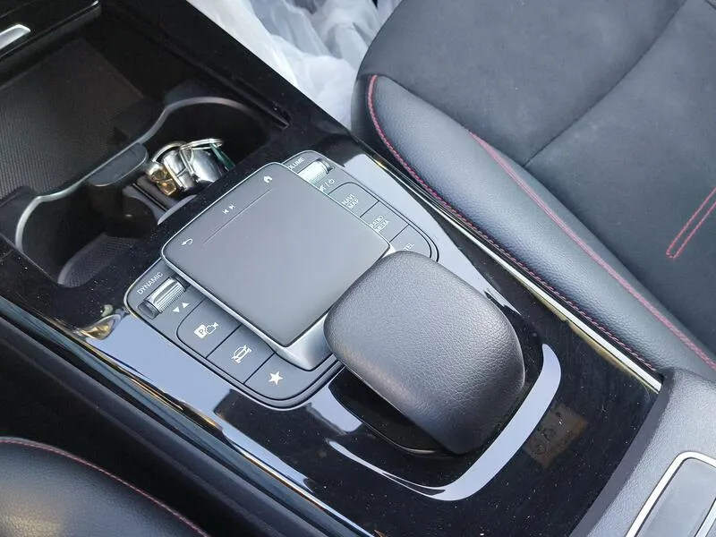 Mercedes-Benz Clase A 180d - foto 13