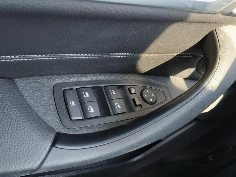 BMW X1 xDrive25e - foto 30