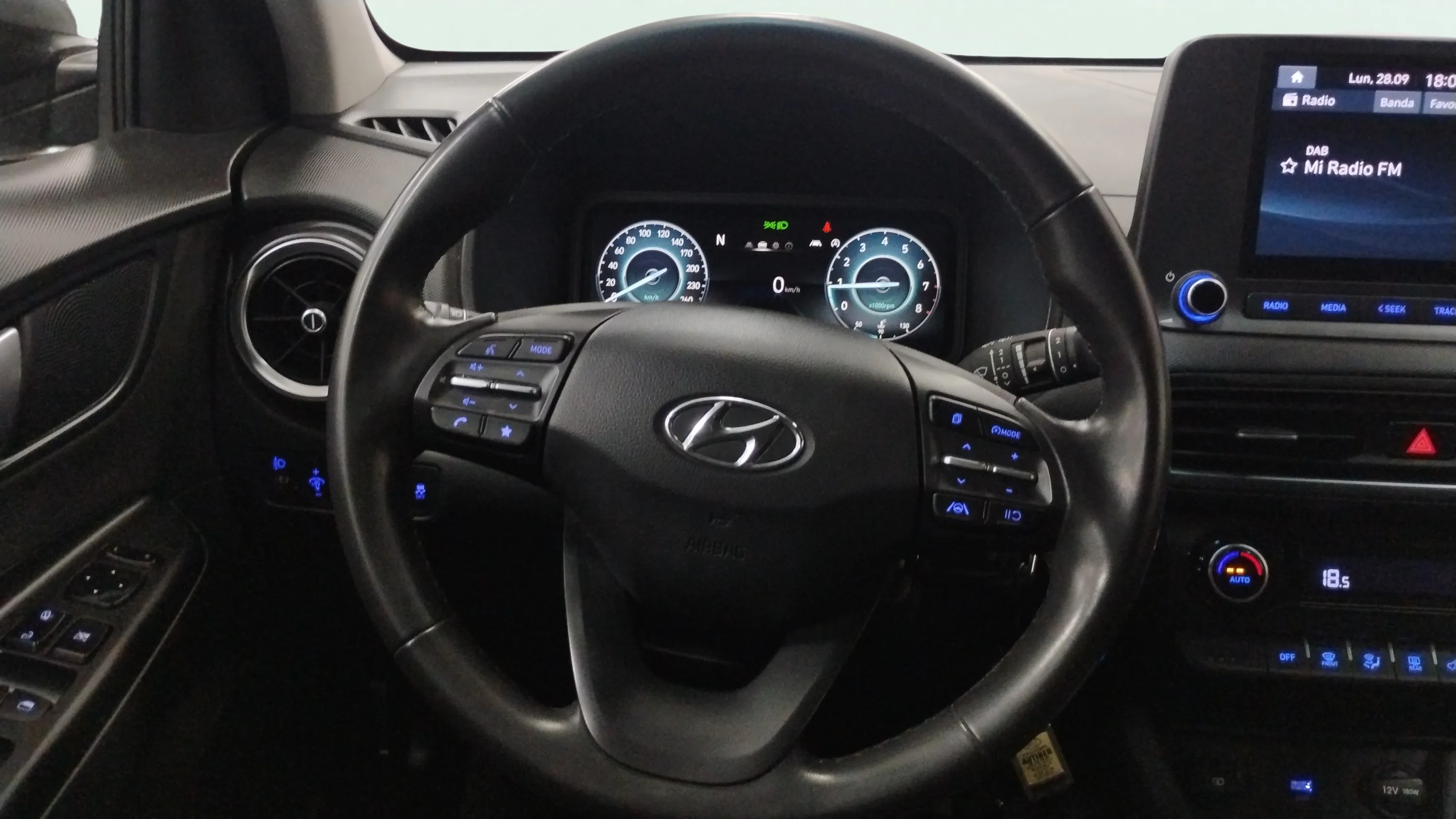 Hyundai Kona 1.0 T-GDi 48V Maxx 4x2 - foto 11