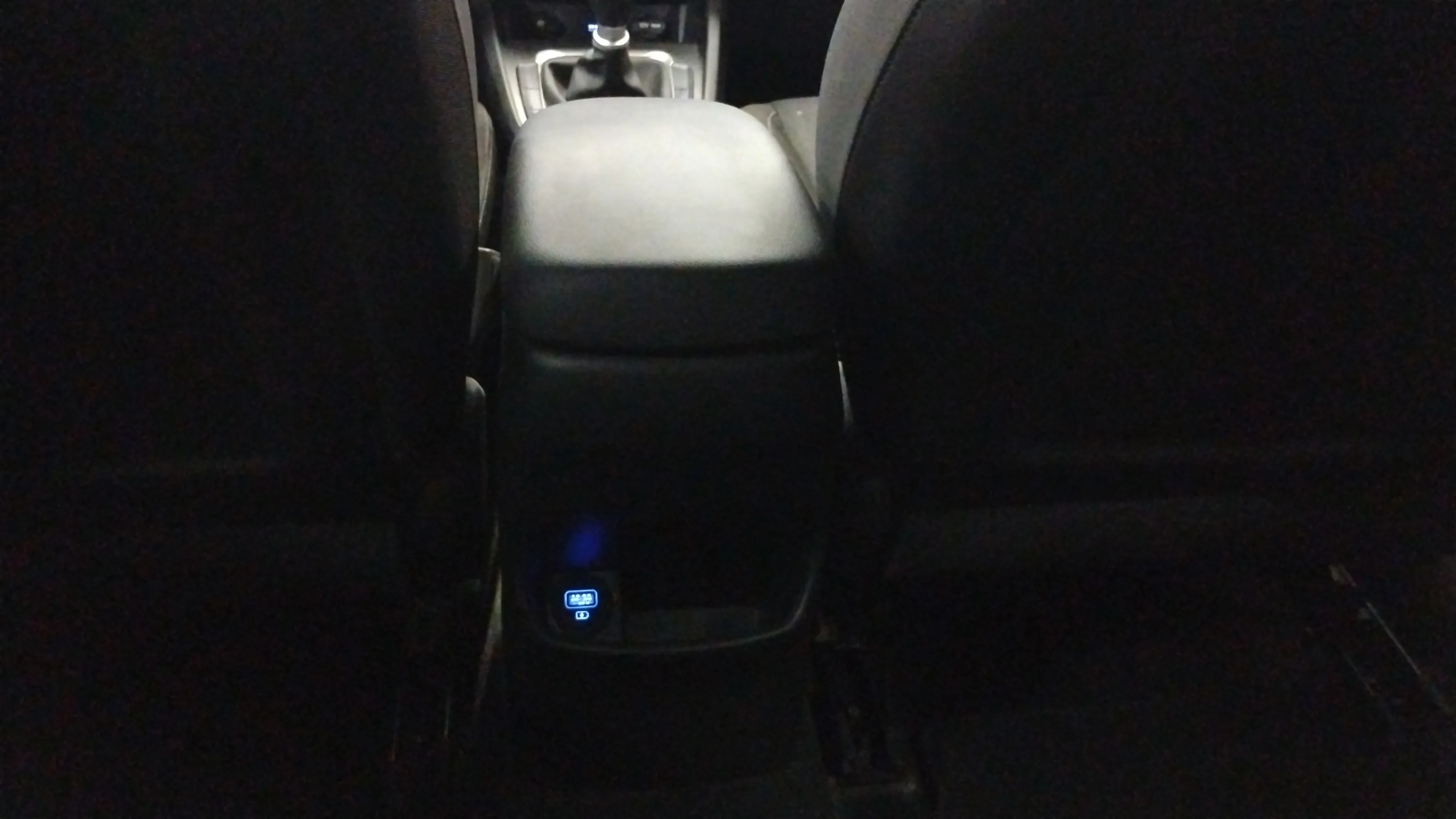 Hyundai Kona 1.0 T-GDi 48V Maxx 4x2 - foto 12