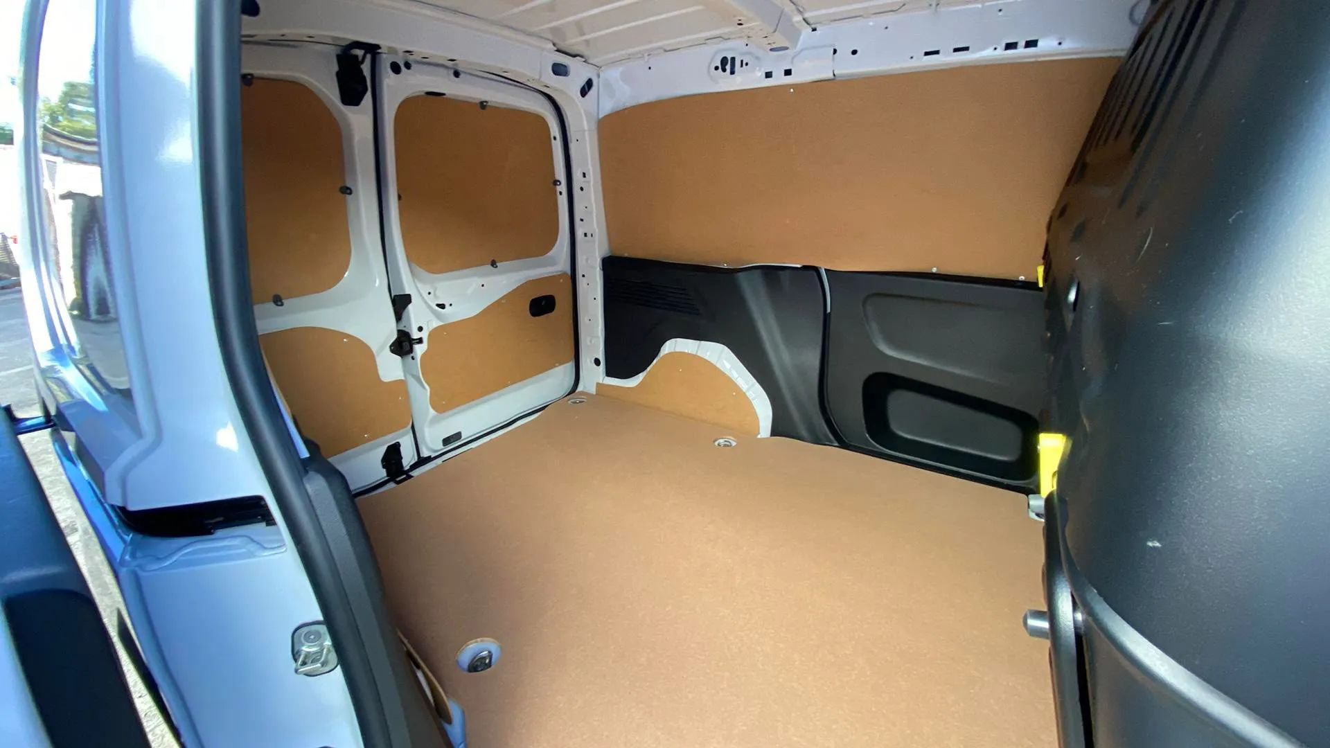Opel Combo 1.5 Td MT6 €6.4 ebis - foto 23