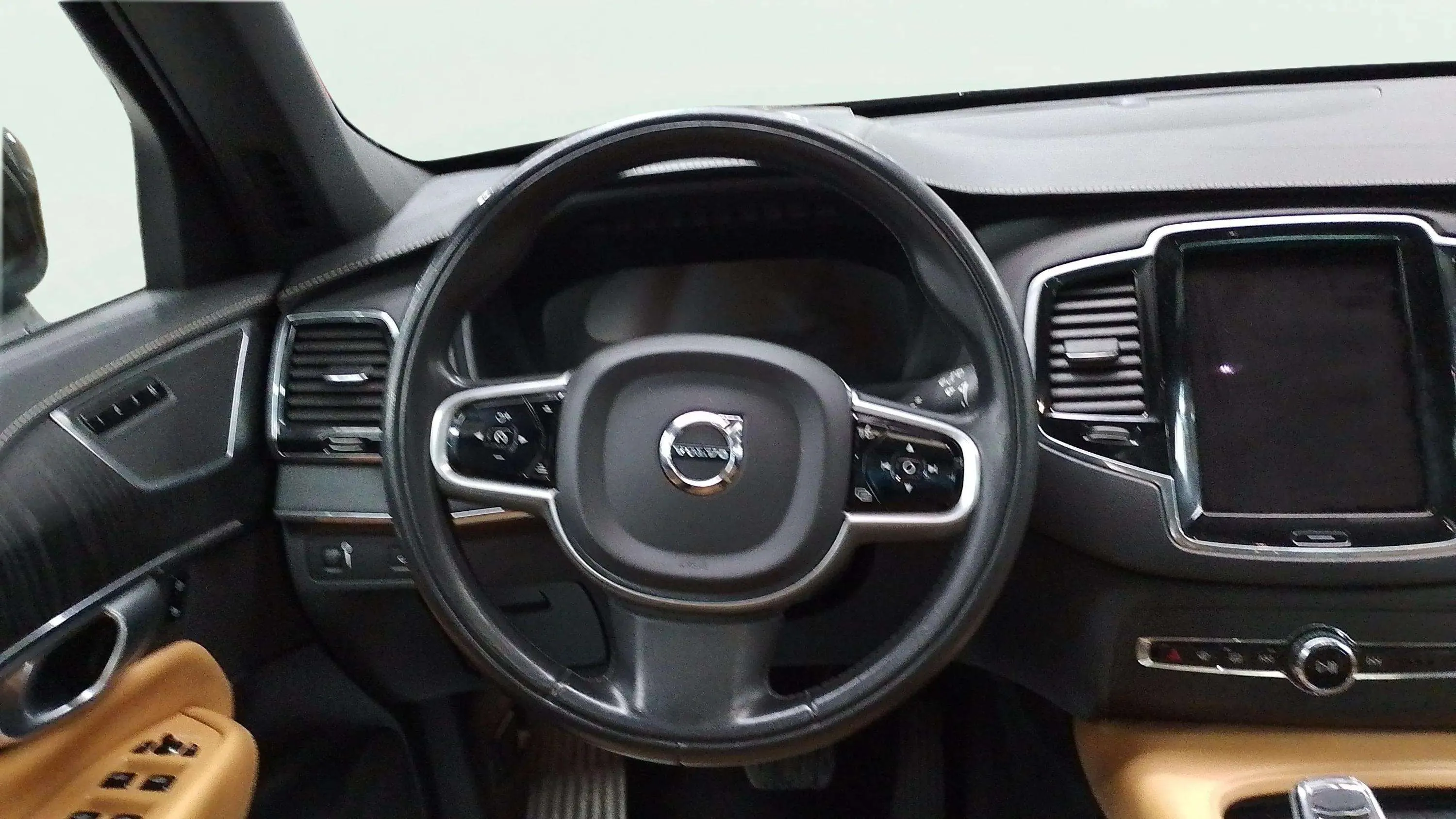 Volvo XC90 2.0 B5 D5 AWD Inscription - foto 21