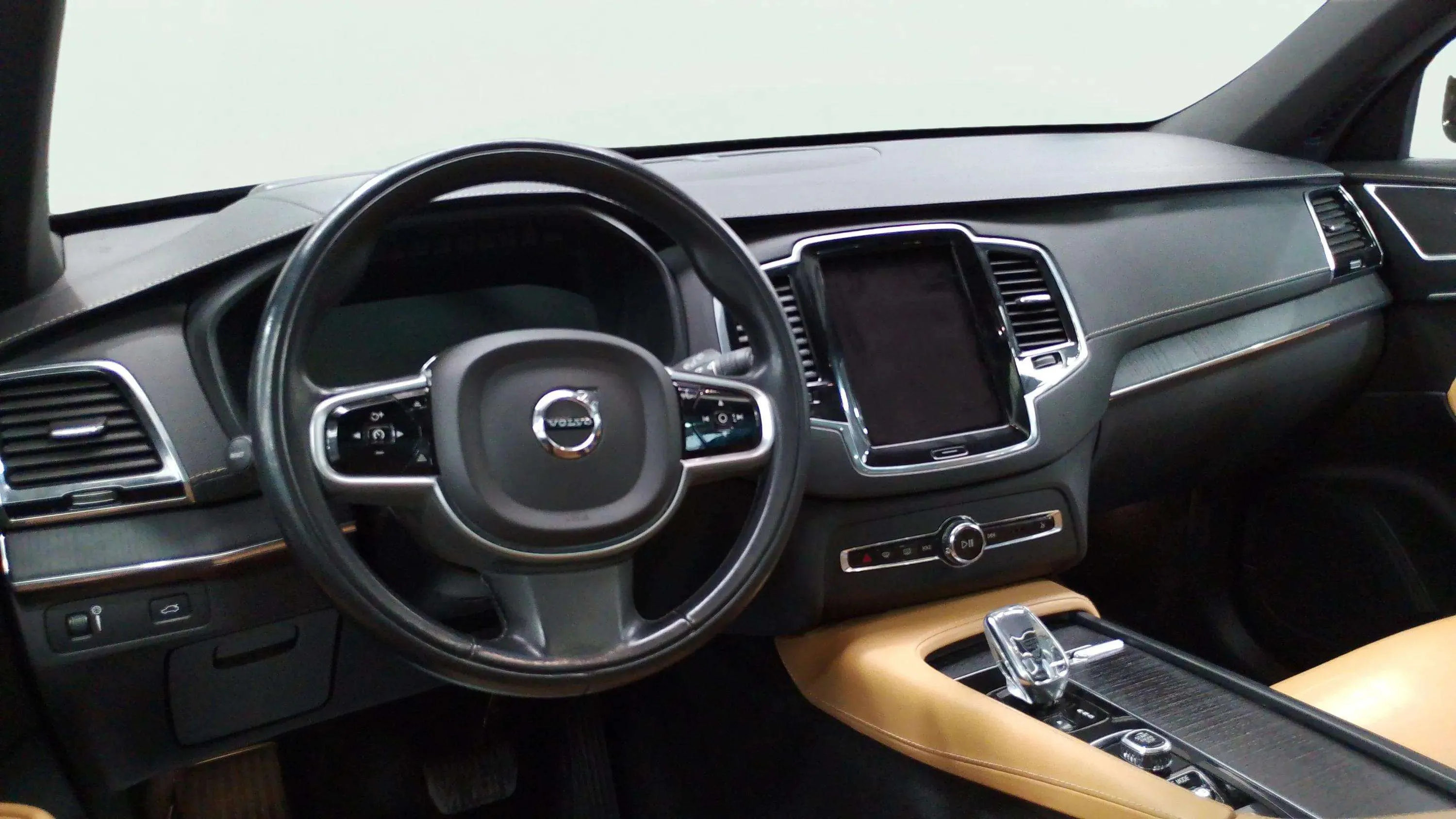 Volvo XC90 2.0 B5 D5 AWD Inscription - foto 17