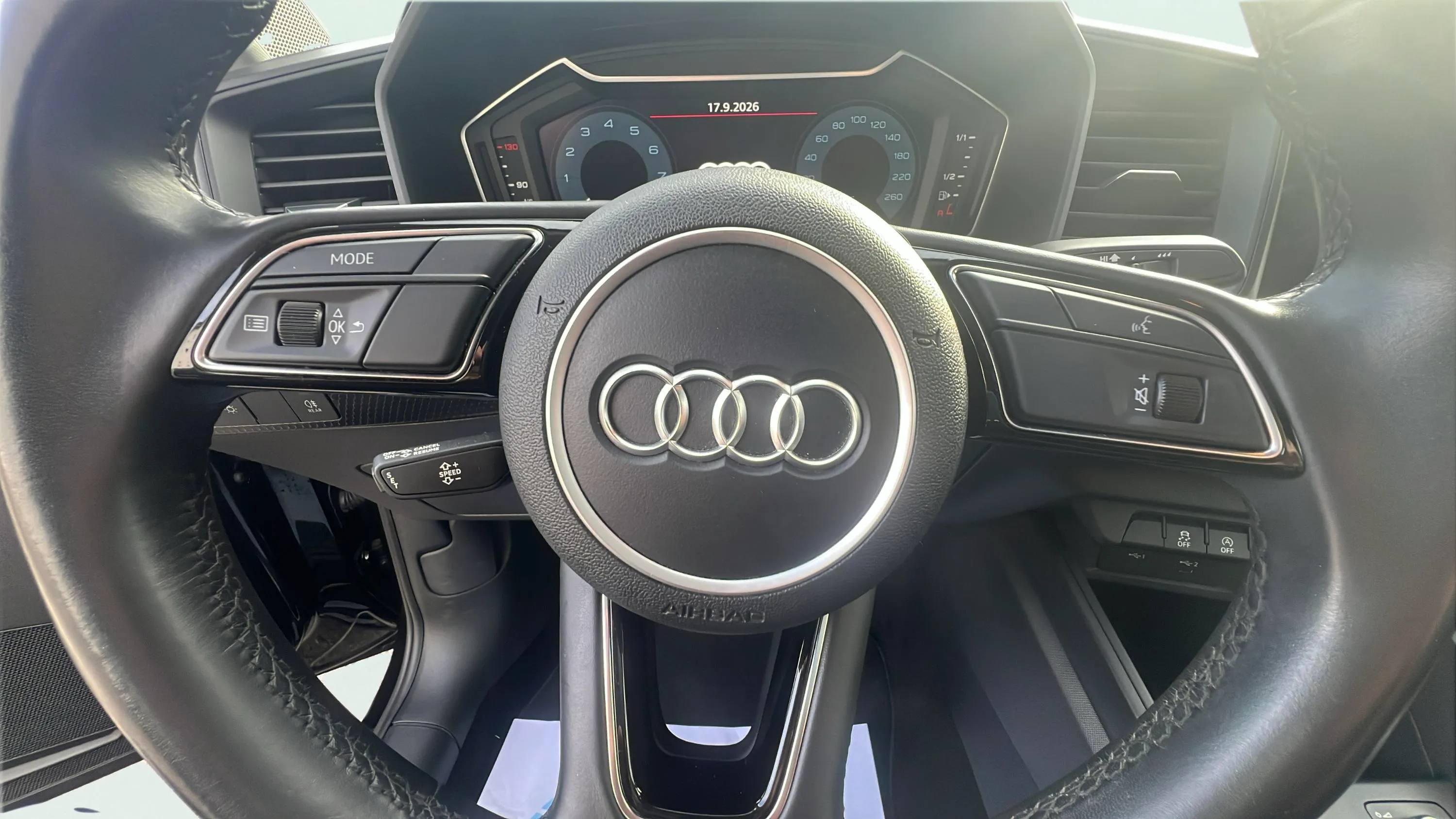Audi A1 Sportback Advanced 25 TFSI - foto 12