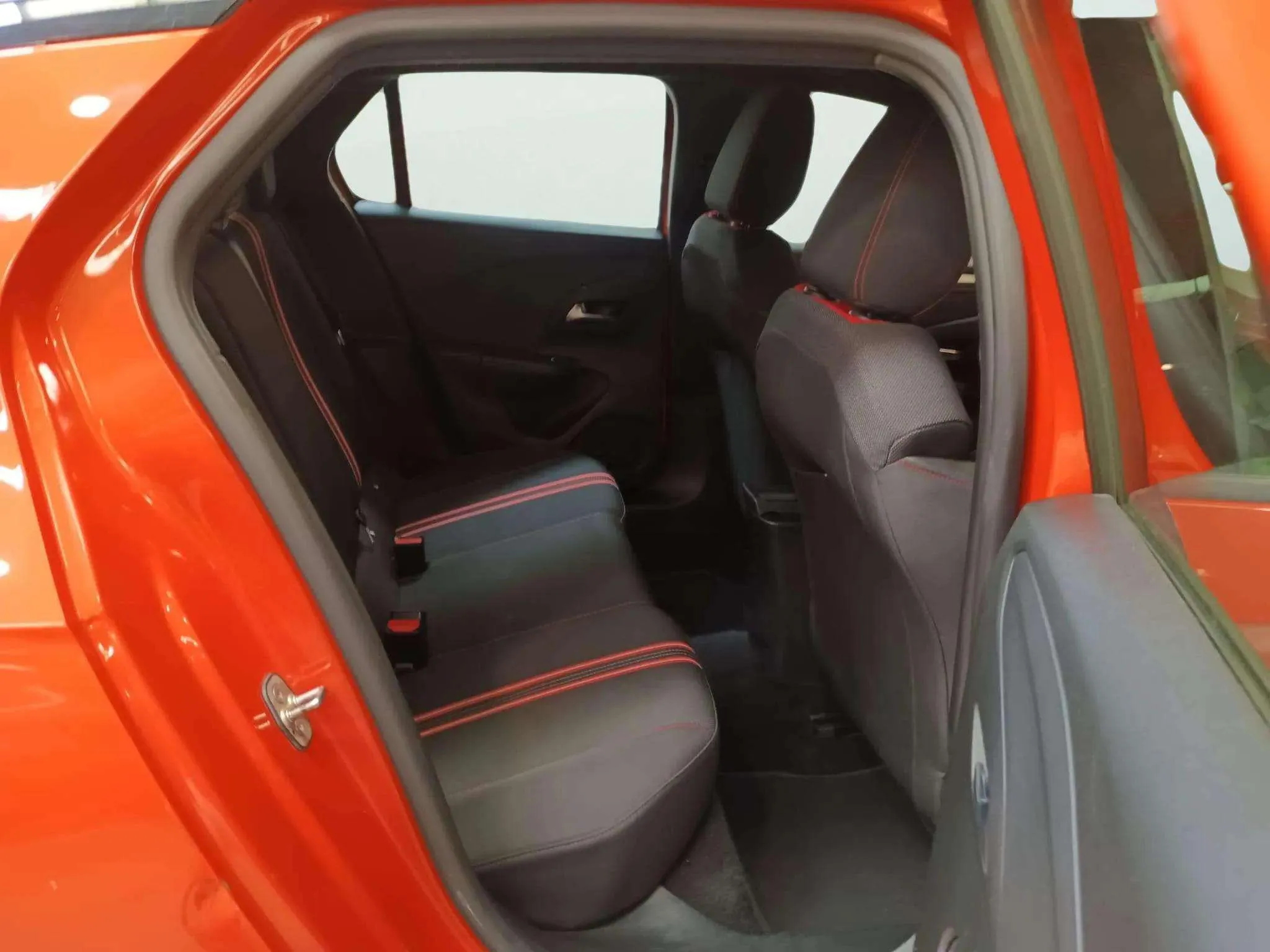 Opel Corsa 1.2T XHL Elegance - foto 15