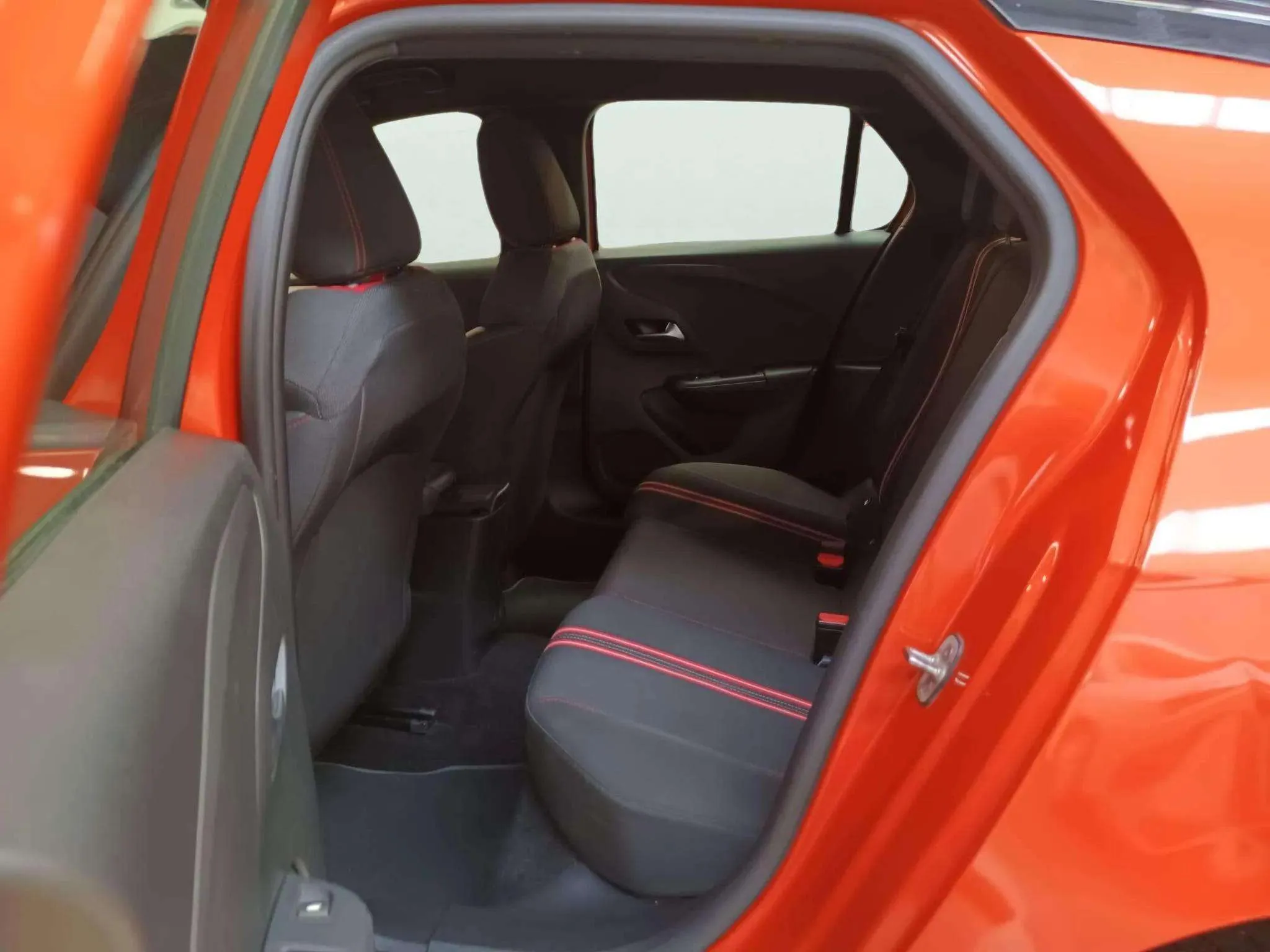 Opel Corsa 1.2T XHL Elegance - foto 16