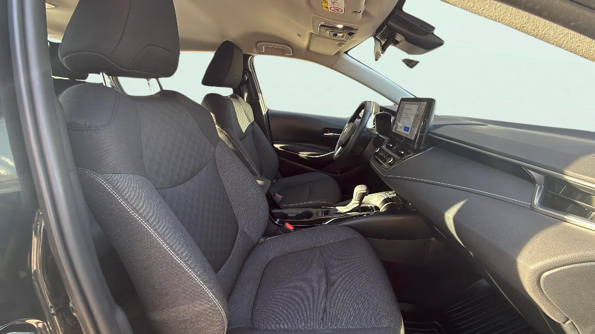 Toyota Corolla 140H Active Plus - foto 18