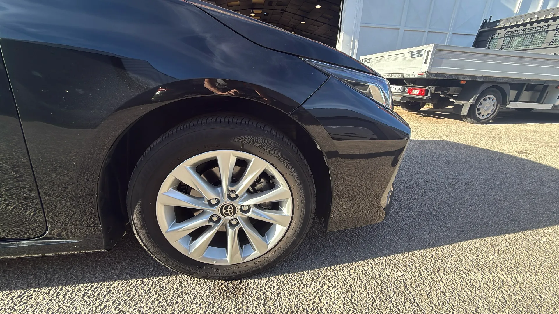 Toyota Corolla 140H Active Plus - foto 23