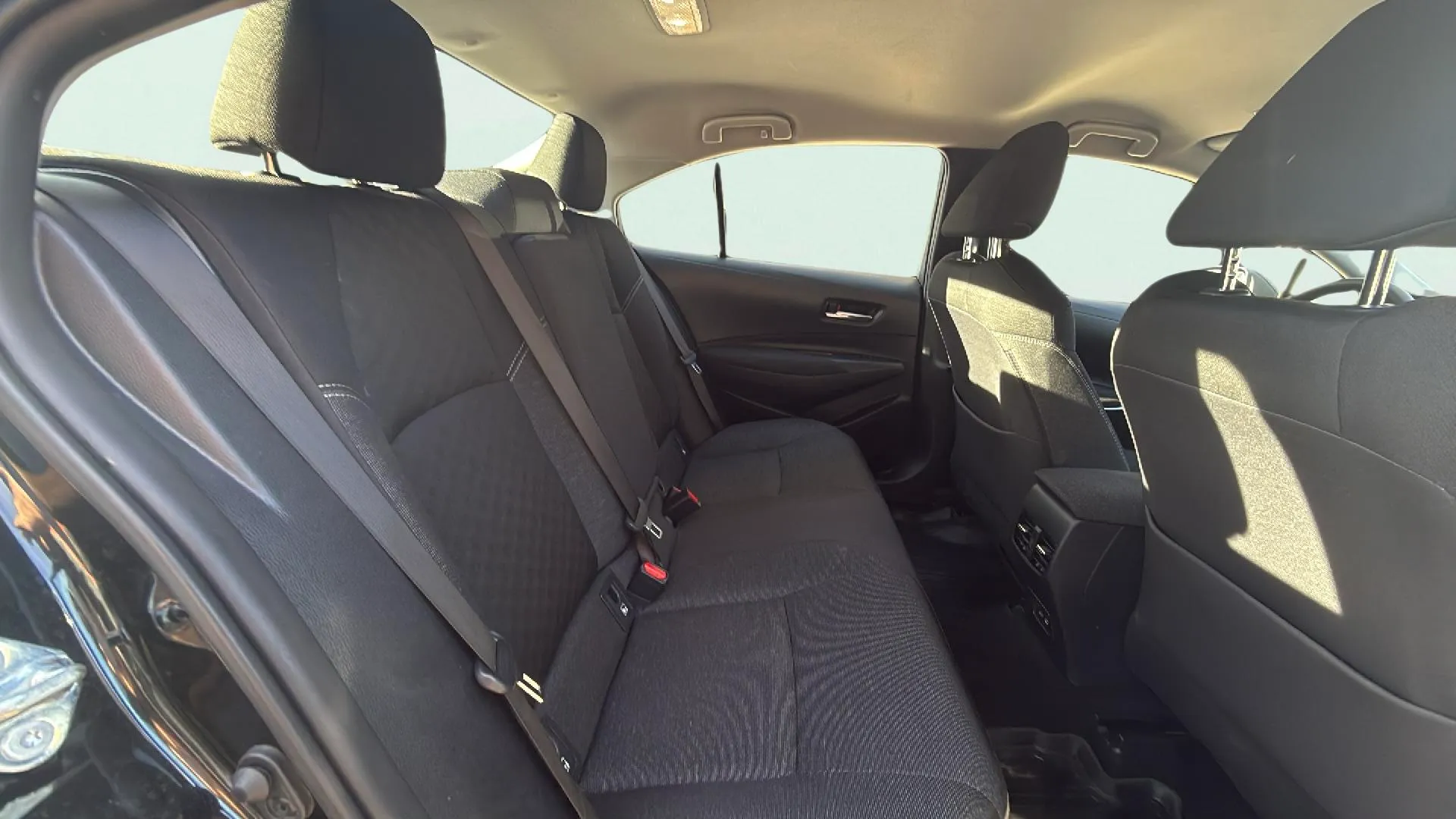 Toyota Corolla 140H Active Plus - foto 19