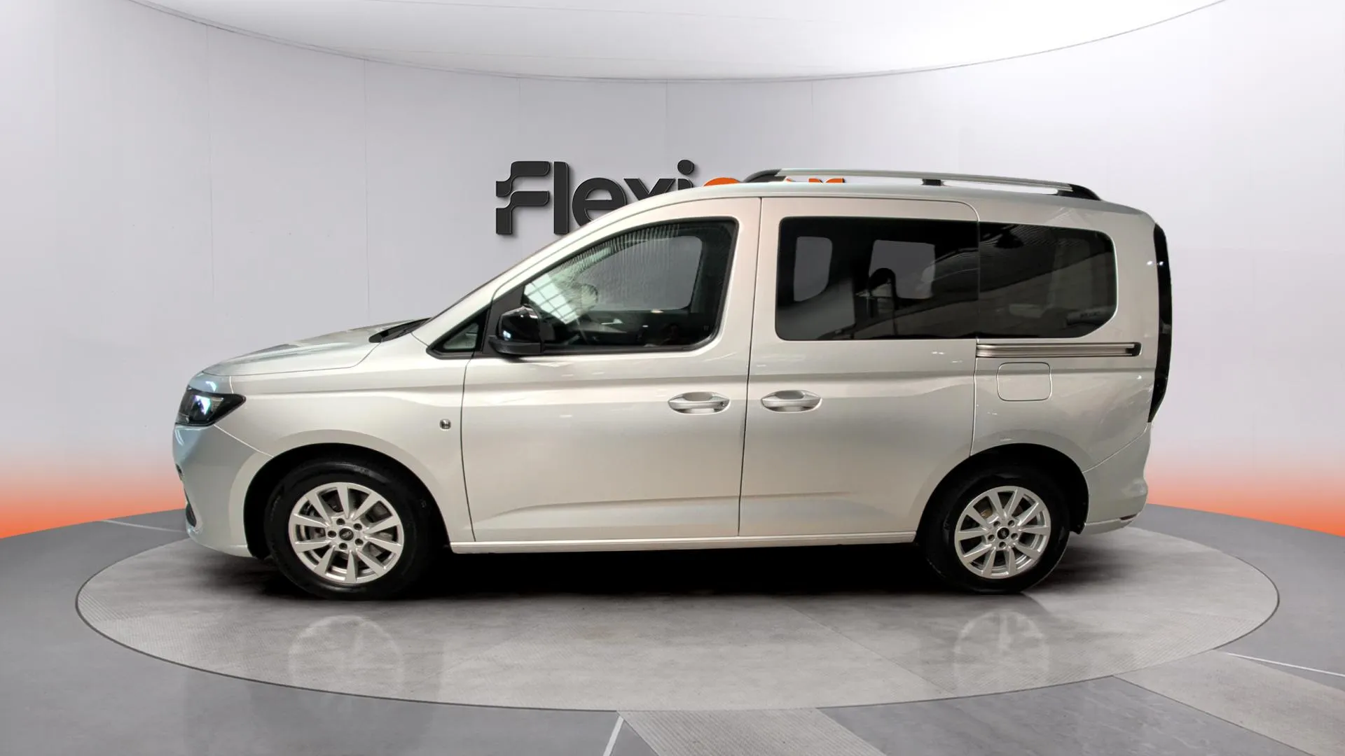 Ford Tourneo Connect 2.0 EcoBlue Sport - foto 2