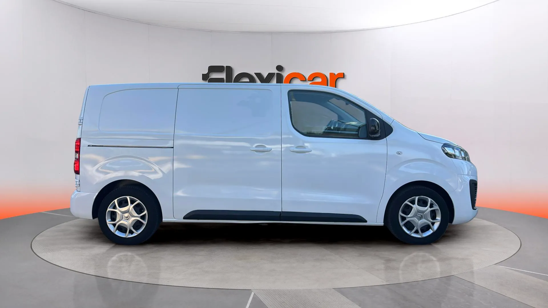 Citroën Jumpy DC Abatible Talla M BlueHDi 120 - foto 8