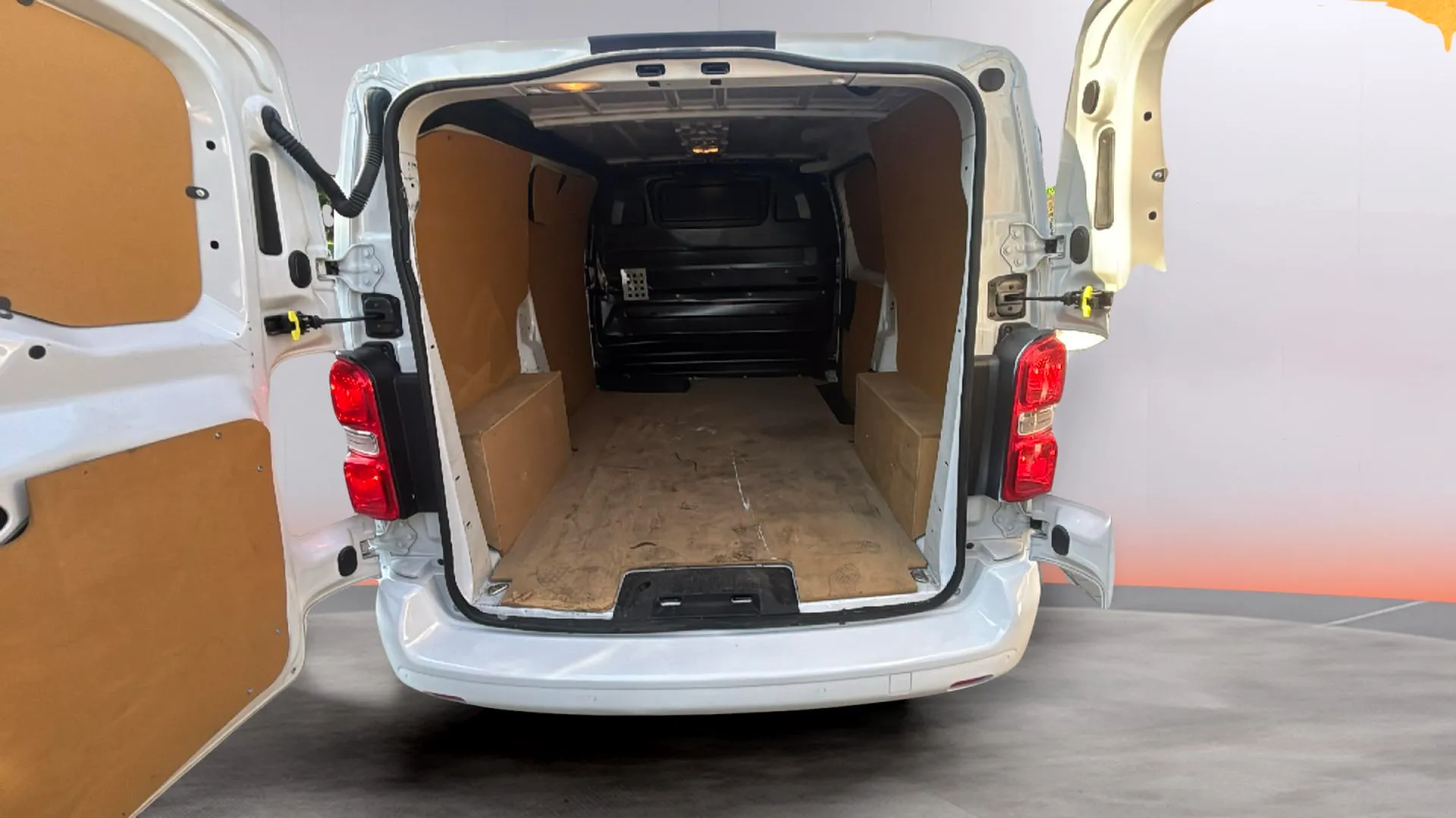 Citroën Jumpy DC Abatible Talla M BlueHDi 120 - foto 9